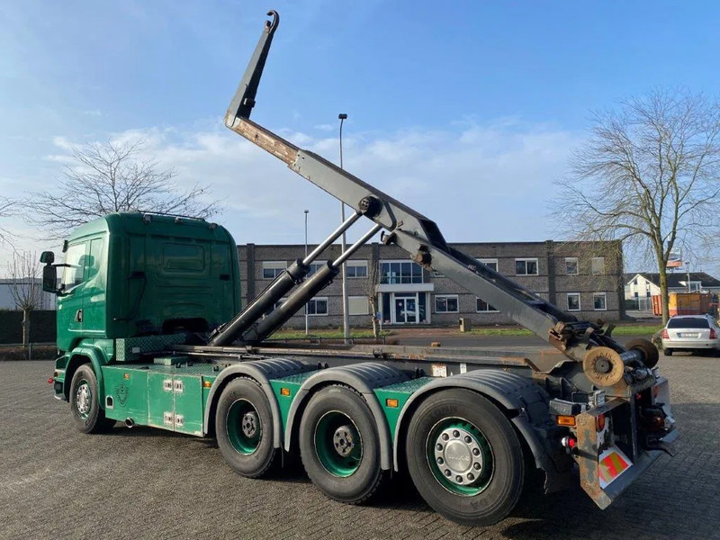 Scania R520 V8 / 8X4 / BIG AXLE / AJK HOOKLIFT 30TON / LIFT+LENKACHSE / NAVI / LEATHER / FULL-AIR / AUTOMATIC / EURO-6 / 2015 - Hook lift: gambar 3 Scania R520 V8 / 8X4 / BIG AXLE / AJK HOOKLIFT 30TON / LIFT+LENKACHSE / NAVI / LEATHER / FULL-AIR / AUTOMATIC / EURO-6 / 2015 - Hook lift: gambar 3