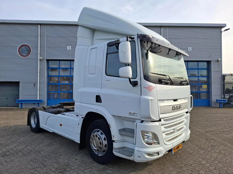 DAF CF 400 / NL TRUCK / TUV:12-10-2025 / ONLY:628745 KM / ACC / LWDS / AIRCO / SIDESKIRTS / AUTOMATIC / EURO-6 / 2016 - Tractor head: gambar 2 DAF CF 400 / NL TRUCK / TUV:12-10-2025 / ONLY:628745 KM / ACC / LWDS / AIRCO / SIDESKIRTS / AUTOMATIC / EURO-6 / 2016 - Tractor head: gambar 2