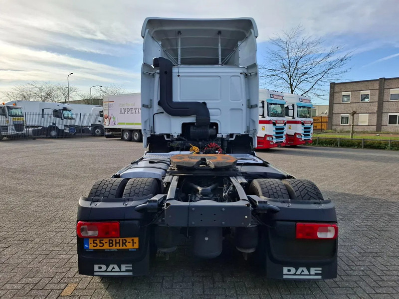 DAF CF 400 / NL TRUCK / TUV:12-10-2025 / ONLY:628745 KM / ACC / LWDS / AIRCO / SIDESKIRTS / AUTOMATIC / EURO-6 / 2016 - Tractor head: gambar 4 DAF CF 400 / NL TRUCK / TUV:12-10-2025 / ONLY:628745 KM / ACC / LWDS / AIRCO / SIDESKIRTS / AUTOMATIC / EURO-6 / 2016 - Tractor head: gambar 4