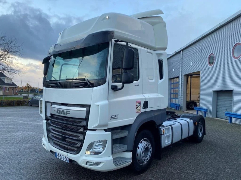 DAF CF460 / AUTOMATIC / PARK COOL / SPACE CAB / EURO-6 / 2017 - Tractor head: gambar 1 DAF CF460 / AUTOMATIC / PARK COOL / SPACE CAB / EURO-6 / 2017 - Tractor head: gambar 1