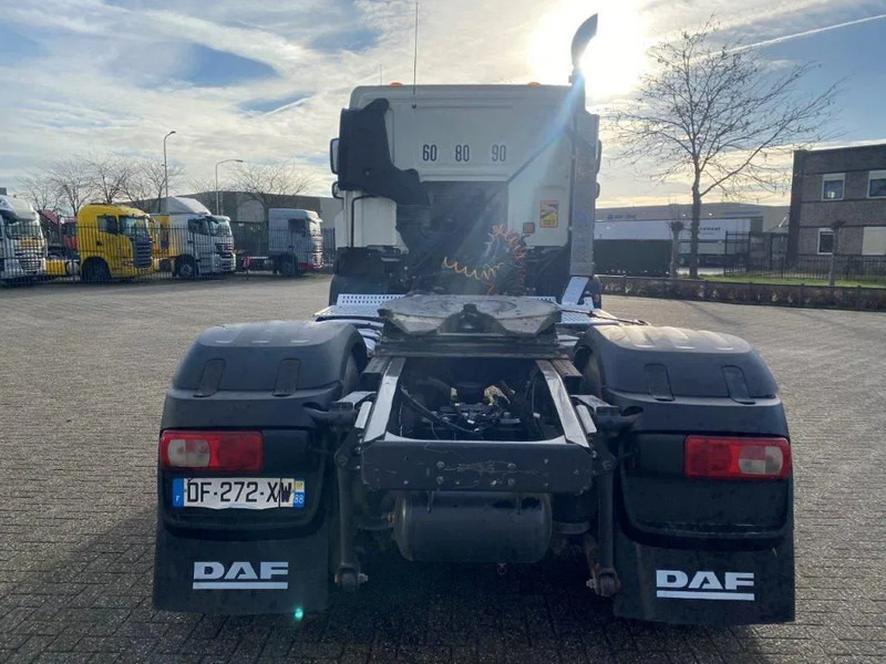 DAF CF460 / HYDRAULICS / BIG AXLE / DEB / MANUAL / EURO-6 / 2014 - Tractor head: gambar 4 DAF CF460 / HYDRAULICS / BIG AXLE / DEB / MANUAL / EURO-6 / 2014 - Tractor head: gambar 4