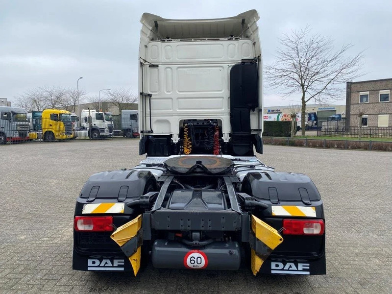 DAF XF106-460 / DOUBLE TANK / DEB / FRIDGE / 2XBED / AUTOMATIC / EURO-6 / 2014 - Tractor head: gambar 4 DAF XF106-460 / DOUBLE TANK / DEB / FRIDGE / 2XBED / AUTOMATIC / EURO-6 / 2014 - Tractor head: gambar 4