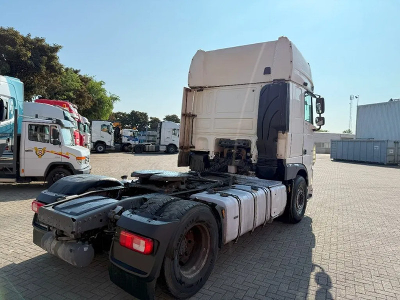 DAF XF106-480 / ENGINE RUNNING / INTARDER / HYDRAULICS / ONLY:280248 KM / PARKCOOL / LWDS / AUTOMATIC / EURO-6 / 2022 - Tractor head: gambar 5 DAF XF106-480 / ENGINE RUNNING / INTARDER / HYDRAULICS / ONLY:280248 KM / PARKCOOL / LWDS / AUTOMATIC / EURO-6 / 2022 - Tractor head: gambar 5