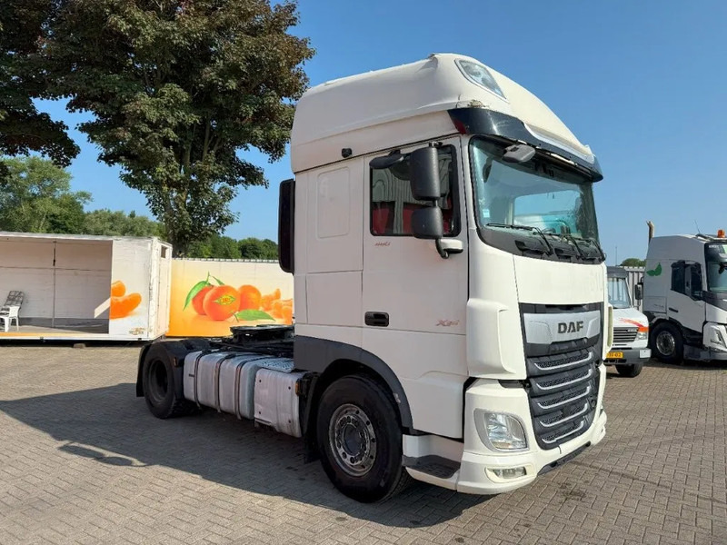 DAF XF106-480 / ENGINE RUNNING / INTARDER / HYDRAULICS / ONLY:280248 KM / PARKCOOL / LWDS / AUTOMATIC / EURO-6 / 2022 - Tractor head: gambar 2 DAF XF106-480 / ENGINE RUNNING / INTARDER / HYDRAULICS / ONLY:280248 KM / PARKCOOL / LWDS / AUTOMATIC / EURO-6 / 2022 - Tractor head: gambar 2