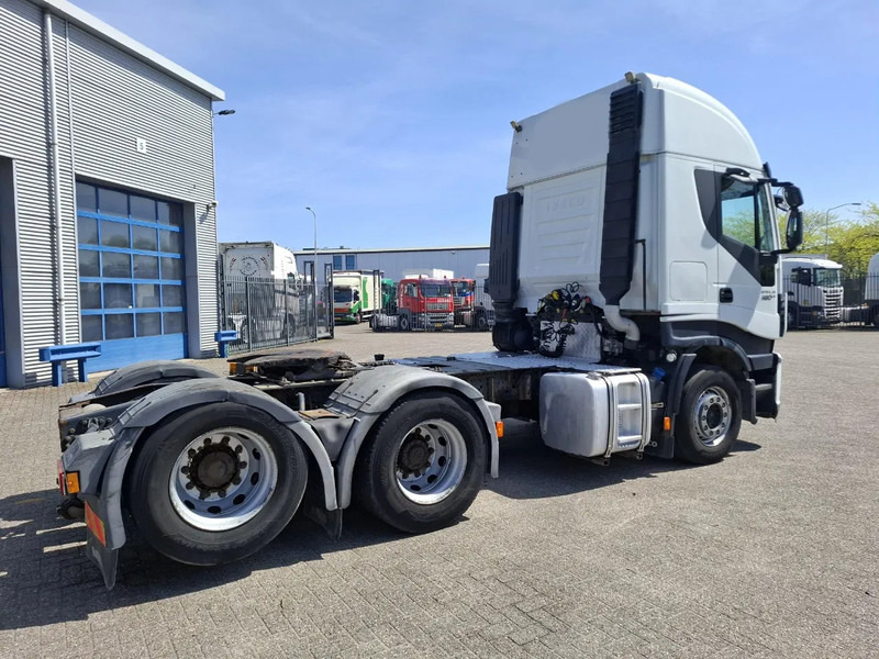 Iveco Stralis 440 / HYDRAULICS / BOOGIE / FRIDGE / 2XBED / 620664 KM / AIRCO / AUTOMATIC / EURO-6 / 2015 - Tractor head: gambar 5 Iveco Stralis 440 / HYDRAULICS / BOOGIE / FRIDGE / 2XBED / 620664 KM / AIRCO / AUTOMATIC / EURO-6 / 2015 - Tractor head: gambar 5
