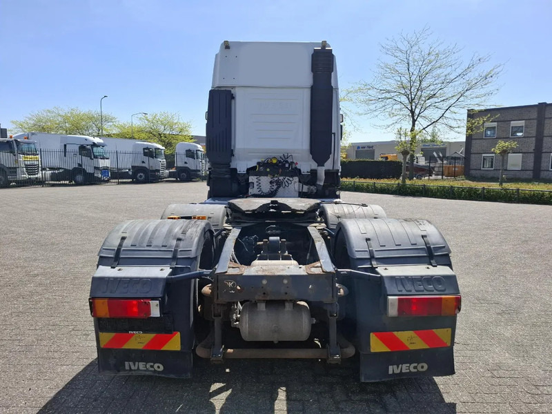 Iveco Stralis 440 / HYDRAULICS / BOOGIE / FRIDGE / 2XBED / 620664 KM / AIRCO / AUTOMATIC / EURO-6 / 2015 - Tractor head: gambar 4 Iveco Stralis 440 / HYDRAULICS / BOOGIE / FRIDGE / 2XBED / 620664 KM / AIRCO / AUTOMATIC / EURO-6 / 2015 - Tractor head: gambar 4