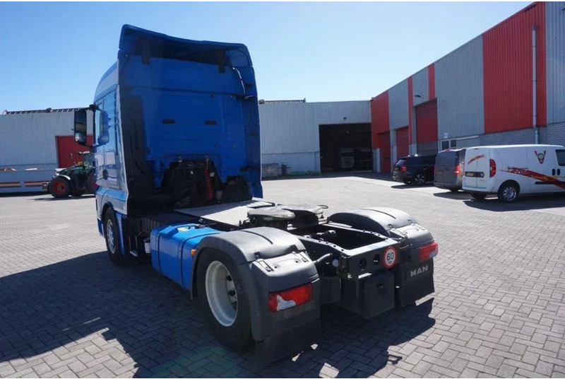 MAN TGX 18.400 / AUTOMATIC / DOUBLE TANK / ENGINE PROBLEMS / EURO-6 / 2016 - Tractor head: gambar 3 MAN TGX 18.400 / AUTOMATIC / DOUBLE TANK / ENGINE PROBLEMS / EURO-6 / 2016 - Tractor head: gambar 3