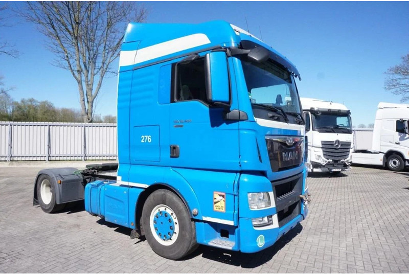 MAN TGX 18.400 / AUTOMATIC / DOUBLE TANK / ENGINE PROBLEMS / EURO-6 / 2016 - Tractor head: gambar 2 MAN TGX 18.400 / AUTOMATIC / DOUBLE TANK / ENGINE PROBLEMS / EURO-6 / 2016 - Tractor head: gambar 2