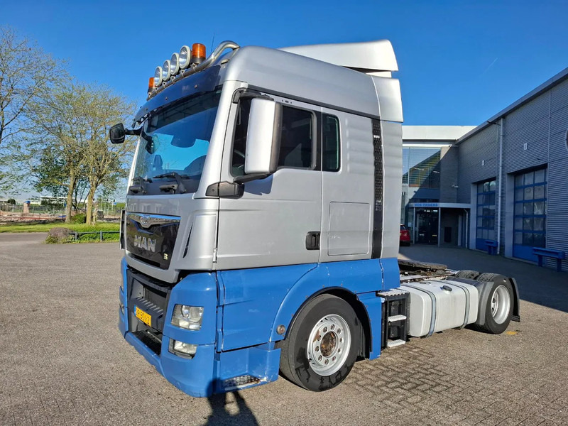 MAN TGX 18.440 / MEGA / NL TRUCK / TUV:12-02-2026 / DOUBLE TANK / PARKCOOL / ACC / LWDS / FRIDGE / 2XBED / AUTOMATIC / EURO-6 / 2016 - Tractor head: gambar 1 MAN TGX 18.440 / MEGA / NL TRUCK / TUV:12-02-2026 / DOUBLE TANK / PARKCOOL / ACC / LWDS / FRIDGE / 2XBED / AUTOMATIC / EURO-6 / 2016 - Tractor head: gambar 1