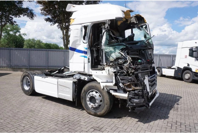 MAN TGX18.470 / AUTOMATIC / INTARDER / NEW TYPE / EURO-6 / 2021 - Tractor head: gambar 2 MAN TGX18.470 / AUTOMATIC / INTARDER / NEW TYPE / EURO-6 / 2021 - Tractor head: gambar 2