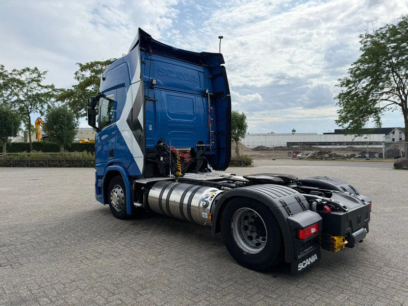 Scania NGS R410 / GERMAN TRUCK / RETARDER / LNG / ONLY: 619043 KM / I-PARKCOOL / LWDS / AUTOMATIC / EURO-6 / 2020 - Tractor head: gambar 3 Scania NGS R410 / GERMAN TRUCK / RETARDER / LNG / ONLY: 619043 KM / I-PARKCOOL / LWDS / AUTOMATIC / EURO-6 / 2020 - Tractor head: gambar 3