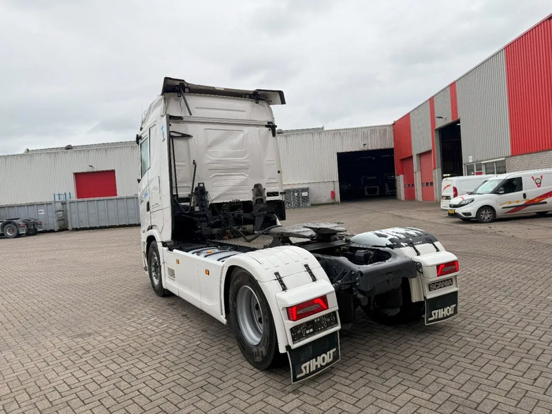 Scania NGS SUPER S500 / ENGINE RUNNING / ONLY:78277 KM !! / HYDRAULICS / FULL-AIR / LEATHER / FULL SPOILER / AUTOMATIC / EURO-6 / 2024 - Tractor head: gambar 3 Scania NGS SUPER S500 / ENGINE RUNNING / ONLY:78277 KM !! / HYDRAULICS / FULL-AIR / LEATHER / FULL SPOILER / AUTOMATIC / EURO-6 / 2024 - Tractor head: gambar 3