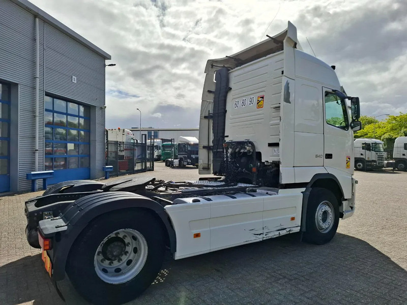 Volvo FH13-540 / HYDRAULICS / VEB+ / TUV:01-04-2026 / FRIDGE / AIRCO / SIDESKIRTS / AUTOMATIC / EURO-5 / 2012 - Tractor head: gambar 5 Volvo FH13-540 / HYDRAULICS / VEB+ / TUV:01-04-2026 / FRIDGE / AIRCO / SIDESKIRTS / AUTOMATIC / EURO-5 / 2012 - Tractor head: gambar 5