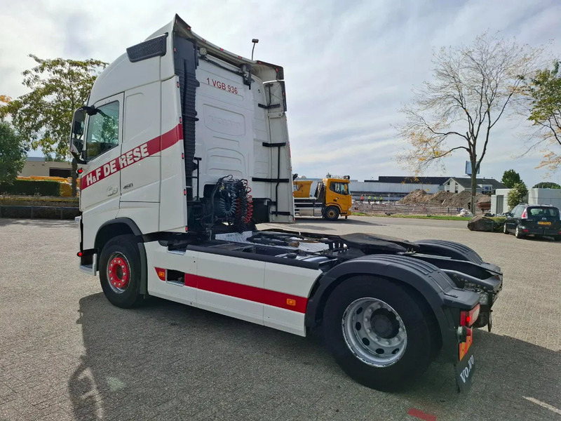 Volvo FH4-460 / VEB+ / HYDRAULICS / GEN2 V2 SMART TACHO / LWDS / SIDESKIRTS / FRIDGE / EURO-6 / 2018 - Tractor head: gambar 3 Volvo FH4-460 / VEB+ / HYDRAULICS / GEN2 V2 SMART TACHO / LWDS / SIDESKIRTS / FRIDGE / EURO-6 / 2018 - Tractor head: gambar 3