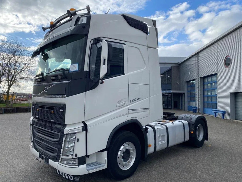 Volvo FH4-500 / VEB+ / HYDRAULICS / LWDS / I-PARCOOL / FRIDGE / AUTOMATIC / EURO-6 / 2018 - Tractor head: gambar 1 Volvo FH4-500 / VEB+ / HYDRAULICS / LWDS / I-PARCOOL / FRIDGE / AUTOMATIC / EURO-6 / 2018 - Tractor head: gambar 1
