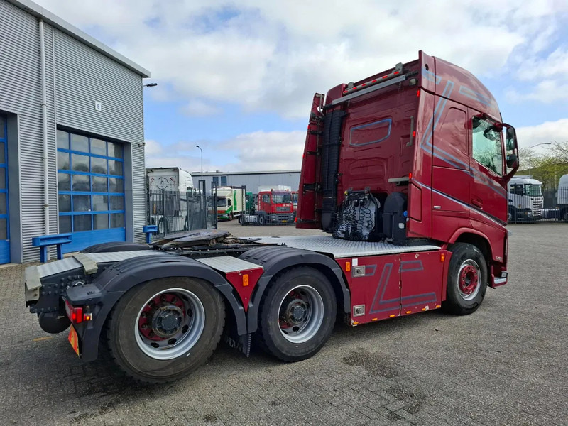 Volvo FH4-540 / 6X4 / BIG AXLE / HYDRAULICS / VEB+ / DYNAMIC STEERING / NAVI / ACC / LWDS / FULL-AIR / LEATHER / AUTOMATIC / EURO-6 / - Tractor head: gambar 5 Volvo FH4-540 / 6X4 / BIG AXLE / HYDRAULICS / VEB+ / DYNAMIC STEERING / NAVI / ACC / LWDS / FULL-AIR / LEATHER / AUTOMATIC / EURO-6 / - Tractor head: gambar 5