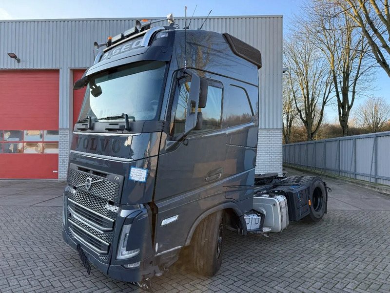 Volvo FH5-460 / VEB+ / HYDRAULICS / I-PARKCOOL / ONLY:188538 KM / FULL-AIR / ACC / LWDS / AUTOMATIC / EURO-6 / 2023 - Tractor head: gambar 1 Volvo FH5-460 / VEB+ / HYDRAULICS / I-PARKCOOL / ONLY:188538 KM / FULL-AIR / ACC / LWDS / AUTOMATIC / EURO-6 / 2023 - Tractor head: gambar 1