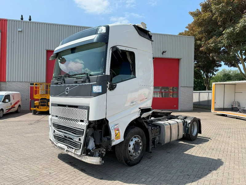 Volvo FH5-500 / ENGINE RUNNING / TURBO COMPOUND / ONLY:434243 KM / VEB+ / PARKCOOL / DOUBLE TANK / EURO-6 / 2021 - Tractor head: gambar 1 Volvo FH5-500 / ENGINE RUNNING / TURBO COMPOUND / ONLY:434243 KM / VEB+ / PARKCOOL / DOUBLE TANK / EURO-6 / 2021 - Tractor head: gambar 1