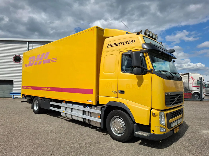 Volvo FH13-420 / NL TRUCK / PLATFORM 2000KG / AIRCO / FRIDGE / AUTOMATIC / EURO-5 / 2010 - Truk box: gambar 2 Volvo FH13-420 / NL TRUCK / PLATFORM 2000KG / AIRCO / FRIDGE / AUTOMATIC / EURO-5 / 2010 - Truk box: gambar 2