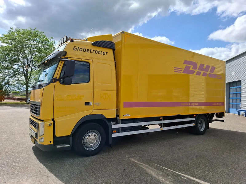 Volvo FH13-420 / NL TRUCK / TUV:29-07-2025 / PLATFORM 2000KG / AIRCO / FRIDGE / AUTOMATIC / EURO-5 / 2010 - Truk box: gambar 1 Volvo FH13-420 / NL TRUCK / TUV:29-07-2025 / PLATFORM 2000KG / AIRCO / FRIDGE / AUTOMATIC / EURO-5 / 2010 - Truk box: gambar 1