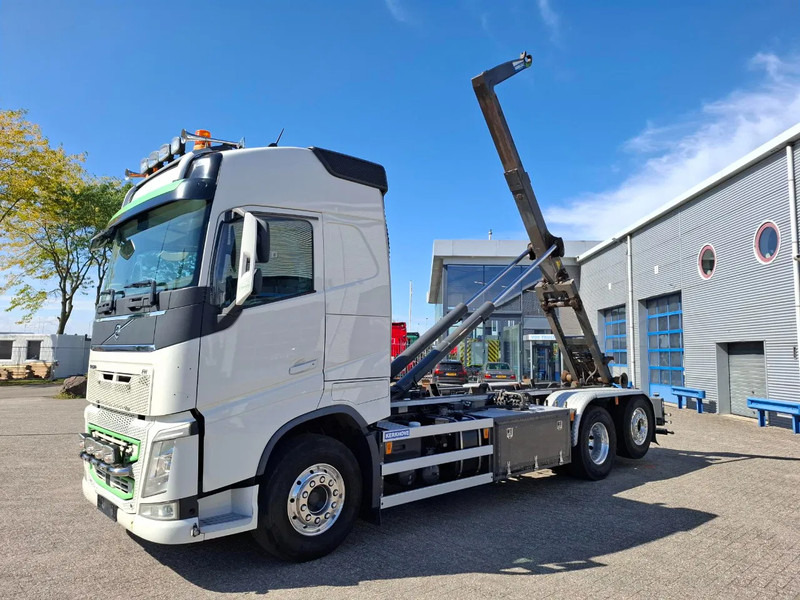 Volvo FH4-500 / VEB+ / HOOK 22 TON / LIFT+LENKACHSE / TUV:02-02-2026 / FULL-AIR / LWDS / NAVI / ALCOA / AUTOMATIC / EURO-6 / 2017 - Hook lift: gambar 1 Volvo FH4-500 / VEB+ / HOOK 22 TON / LIFT+LENKACHSE / TUV:02-02-2026 / FULL-AIR / LWDS / NAVI / ALCOA / AUTOMATIC / EURO-6 / 2017 - Hook lift: gambar 1