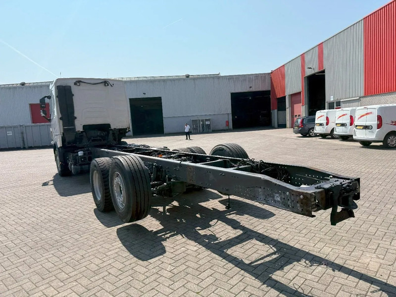 Volvo FH4-540 / ENGINE RUNNING / RETARDER / LIFT+LENKACHSE / FULL-AIR / ONLY:546472 KM / VEB+ / LWDS / AUTOMATIC / EURO-6 / 2016 - Truk sasis: gambar 3 Volvo FH4-540 / ENGINE RUNNING / RETARDER / LIFT+LENKACHSE / FULL-AIR / ONLY:546472 KM / VEB+ / LWDS / AUTOMATIC / EURO-6 / 2016 - Truk sasis: gambar 3