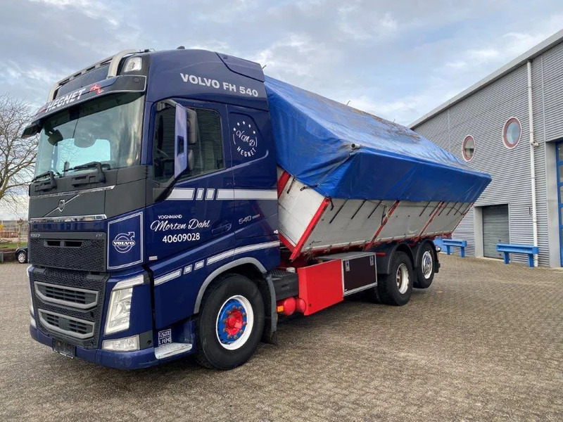 Volvo FH4-540 / VEB+ / ACC / LWDS / 3SIDE TIPPER / DYNAMIC STEERING / LEATHER / FULL-AIR / AUTOMATIC / EURO-6 / 2017 - Truk jungkit: gambar 2 Volvo FH4-540 / VEB+ / ACC / LWDS / 3SIDE TIPPER / DYNAMIC STEERING / LEATHER / FULL-AIR / AUTOMATIC / EURO-6 / 2017 - Truk jungkit: gambar 2