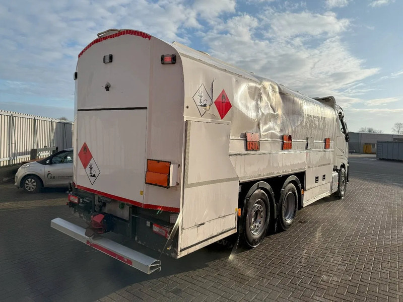 Volvo FH5-500 6X2 / ENGINE RUNNING / LIFT+LENKACHSE / FULL AIR / ADR / EUROTANK / 9-TON FRONT AXLE / EURO-6 / 2022 - Truk tangki: gambar 5 Volvo FH5-500 6X2 / ENGINE RUNNING / LIFT+LENKACHSE / FULL AIR / ADR / EUROTANK / 9-TON FRONT AXLE / EURO-6 / 2022 - Truk tangki: gambar 5