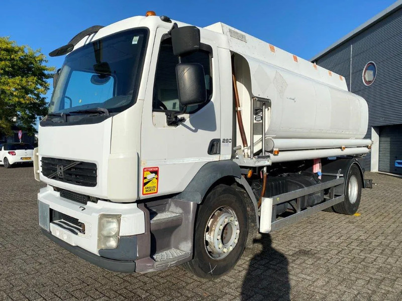 Volvo FL7-290 / 5 COMPARTIMENTS / 13000 LITER TOTAL / PUMP / AUTOMATIC / EURO-5 / 2009 - Truk tangki: gambar 1 Volvo FL7-290 / 5 COMPARTIMENTS / 13000 LITER TOTAL / PUMP / AUTOMATIC / EURO-5 / 2009 - Truk tangki: gambar 1