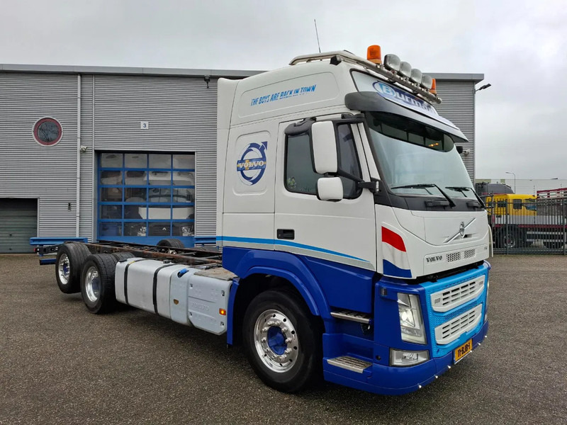 Volvo FM11-460 / NL TRUCK / LIFT+LENKACHSE / ONLY:355342 KM / DYNAMIC STEERING / LWDS / NAVI / ALCOA / TUV:07-01-2026 / INLINER / EURO - Truk sasis: gambar 3 Volvo FM11-460 / NL TRUCK / LIFT+LENKACHSE / ONLY:355342 KM / DYNAMIC STEERING / LWDS / NAVI / ALCOA / TUV:07-01-2026 / INLINER / EURO - Truk sasis: gambar 3