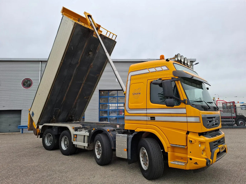 Volvo FM13-420 / 8X4 / BIG AXLE / 18.5M³ / AJK 21040 KG TIPPER / SNIP / 695133 KM / VEB / NL TRUCK / TUV:07-11-2025 / AIRCO / AUTOMATI - Truk jungkit: gambar 3 Volvo FM13-420 / 8X4 / BIG AXLE / 18.5M³ / AJK 21040 KG TIPPER / SNIP / 695133 KM / VEB / NL TRUCK / TUV:07-11-2025 / AIRCO / AUTOMATI - Truk jungkit: gambar 3