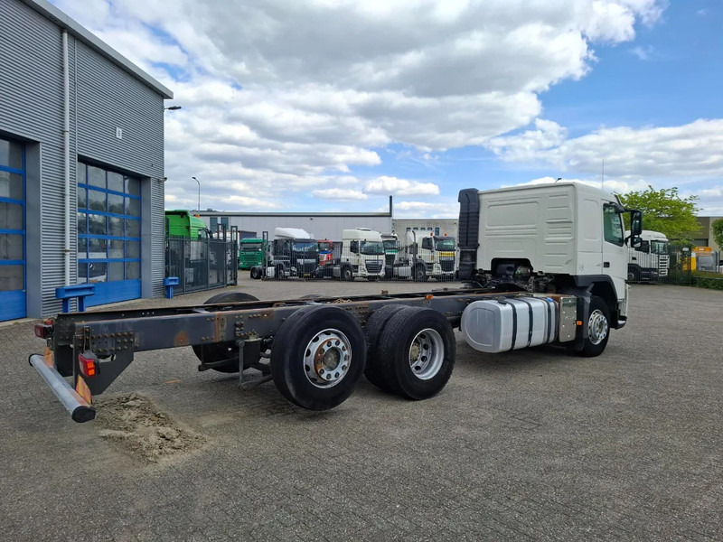 Volvo FM13-420 / VEB+ / LIFT+LENKACHSE / INLINER / AIRCO / AUTOMATIC / EURO-5 / 2011 - Truk sasis: gambar 5 Volvo FM13-420 / VEB+ / LIFT+LENKACHSE / INLINER / AIRCO / AUTOMATIC / EURO-5 / 2011 - Truk sasis: gambar 5