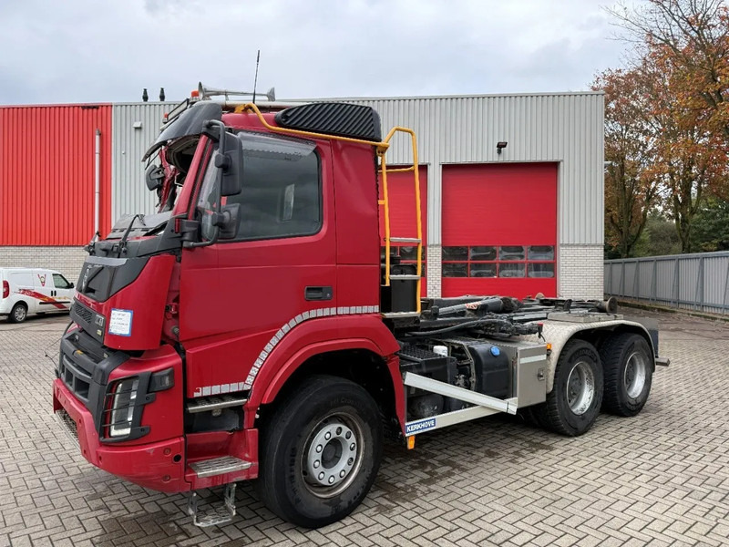 Volvo FMX4-500 / ENGINE RUNNING / VEB+ / 6X4 / BIG AXLE / AJK 20 TON HOOKLIFT / ONLY:276433 KM / AUTOMATIC / EURO-6 / 2020 - Hook lift: gambar 2 Volvo FMX4-500 / ENGINE RUNNING / VEB+ / 6X4 / BIG AXLE / AJK 20 TON HOOKLIFT / ONLY:276433 KM / AUTOMATIC / EURO-6 / 2020 - Hook lift: gambar 2