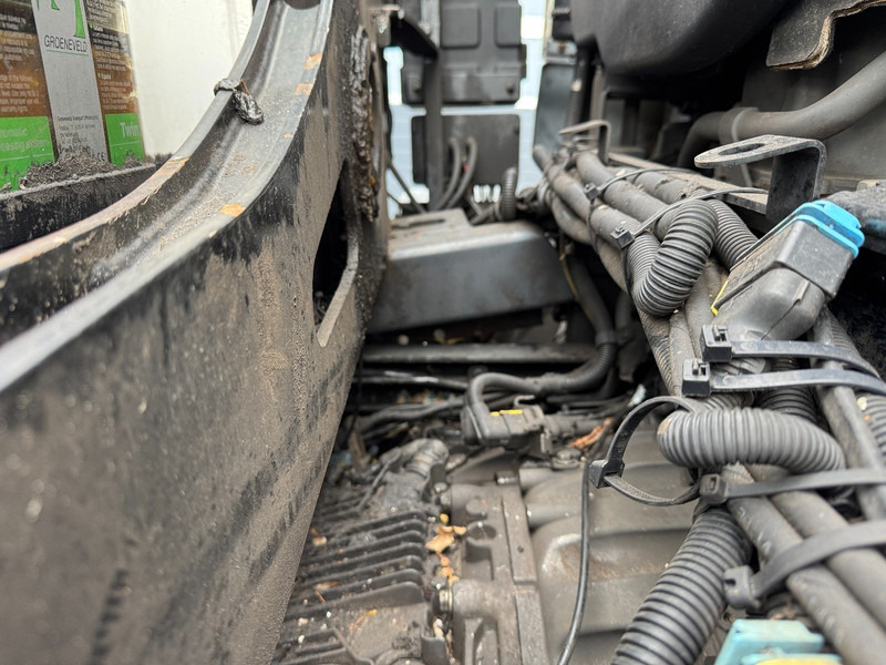 DAF CF410 FAQ HMF 2620, Unfall - Damaged. - Truk derek: gambar 4 DAF CF410 FAQ HMF 2620, Unfall - Damaged. - Truk derek: gambar 4