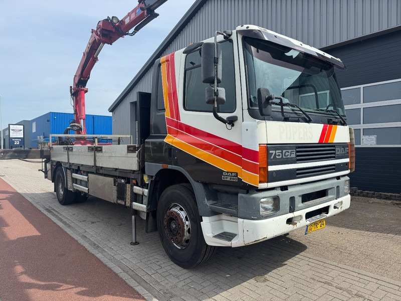 DAF CF75-250, HMF 1583 K4 + 1, Remote Control - Truk derek: gambar 4 DAF CF75-250, HMF 1583 K4 + 1, Remote Control - Truk derek: gambar 4