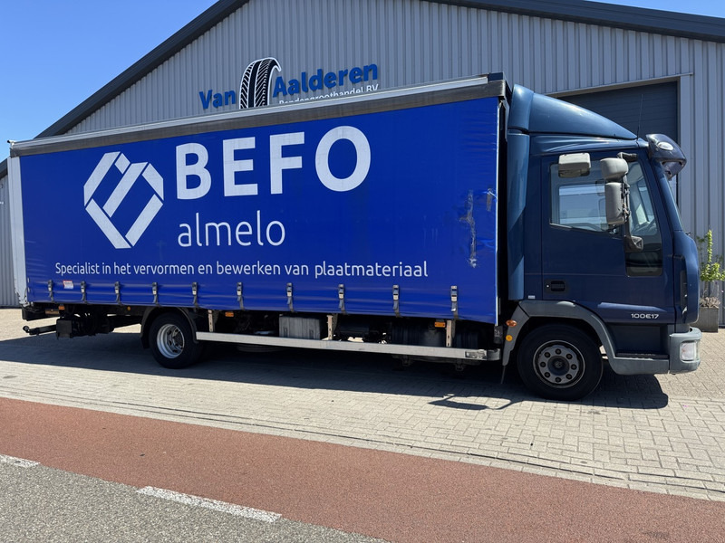 Iveco Eurocargo 100E17 - Truk dengan terpal samping: gambar 2 Iveco Eurocargo 100E17 - Truk dengan terpal samping: gambar 2