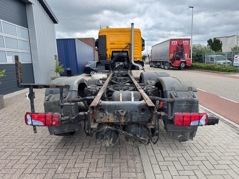 MAN TGS 26.360 6x2, PTO Pump, Manual Gear, Steering Axle - Truk box: gambar 4 MAN TGS 26.360 6x2, PTO Pump, Manual Gear, Steering Axle - Truk box: gambar 4