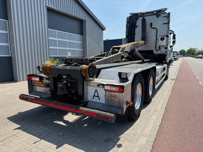 Volvo FH16 750 6x2, VDL 21 Ton Haak - Hook lift: gambar 4 Volvo FH16 750 6x2, VDL 21 Ton Haak - Hook lift: gambar 4