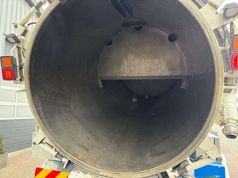 Volvo FM460 6x2, Saug- & Druck, ADR/Gefahrgut Korp&Son - Truk vakum: gambar 4 Volvo FM460 6x2, Saug- & Druck, ADR/Gefahrgut Korp&Son - Truk vakum: gambar 4