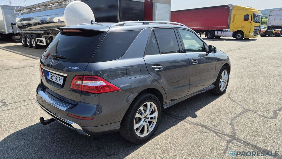 MERCEDES-BENZ ML 350 BLUETEC 4MATIC - Mobil: gambar 4 MERCEDES-BENZ ML 350 BLUETEC 4MATIC - Mobil: gambar 4