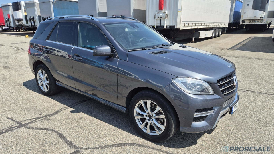 MERCEDES-BENZ ML 350 BLUETEC 4MATIC - Mobil: gambar 1 MERCEDES-BENZ ML 350 BLUETEC 4MATIC - Mobil: gambar 1