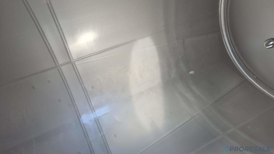 OSTATNÍ SEKA SPSTT/11C/38A1 - Potravinářská cisterna výpustná 31 m3 - 3 komory - Semi-trailer tangki: gambar 5 OSTATNÍ SEKA SPSTT/11C/38A1 - Potravinářská cisterna výpustná 31 m3 - 3 komory - Semi-trailer tangki: gambar 5