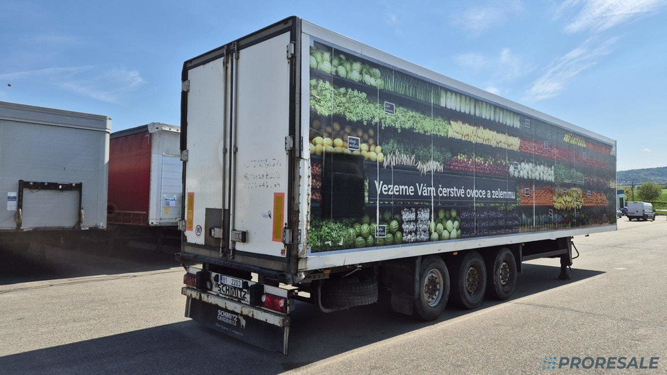 SCHMITZ CARGOBULL SKO 24/L - 13.4 FP60 COOL - mrazírenský - MULTITEMP + dělící stěna + agregát CARRIER MAXINA 1300 Mt - Semi-trailer berpendingin: gambar 3 SCHMITZ CARGOBULL SKO 24/L - 13.4 FP60 COOL - mrazírenský - MULTITEMP + dělící stěna + agregát CARRIER MAXINA 1300 Mt - Semi-trailer berpendingin: gambar 3