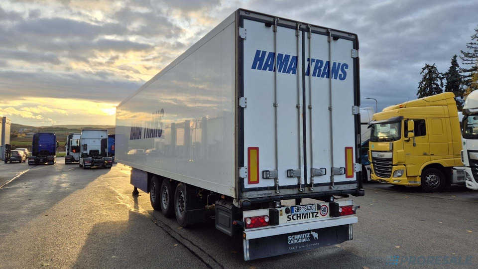 SCHMITZ CARGOBULL SKO 24/L - 13.4 FP60 COOL - mrazírenský návěs + diesel-elektrický agregát CARRIER VECTOR 1300 - Semi-trailer berpendingin: gambar 3 SCHMITZ CARGOBULL SKO 24/L - 13.4 FP60 COOL - mrazírenský návěs + diesel-elektrický agregát CARRIER VECTOR 1300 - Semi-trailer berpendingin: gambar 3