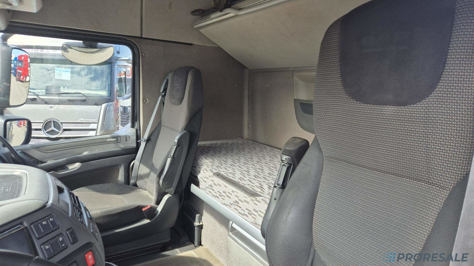 DAF XF 460 FT LOW DECK SC EURO 6 - Tractor head: gambar 5 DAF XF 460 FT LOW DECK SC EURO 6 - Tractor head: gambar 5