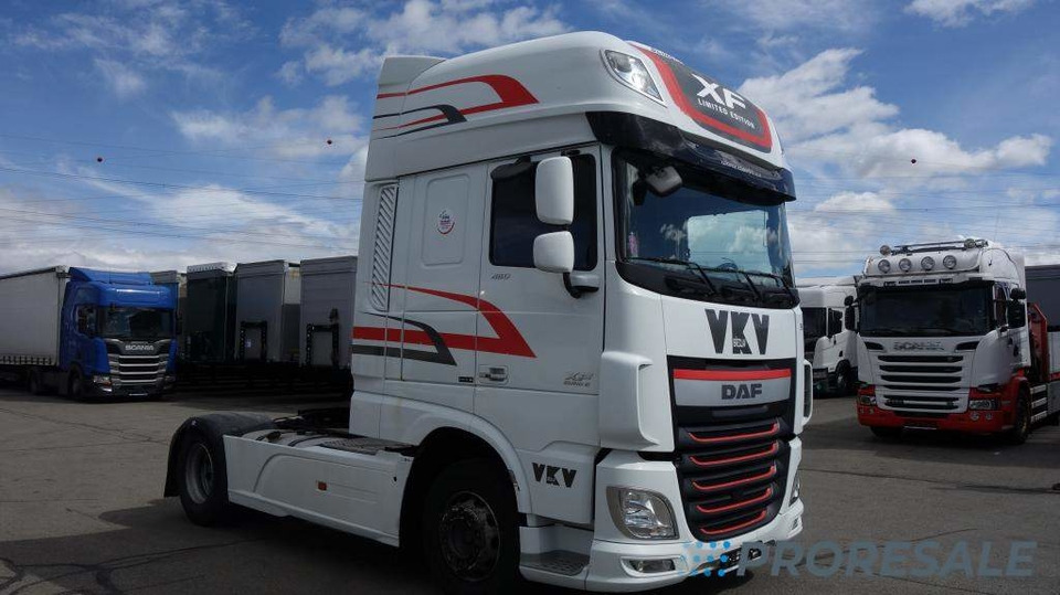 DAF XF 460 FT SSC EURO 6 - Tractor head: gambar 1 DAF XF 460 FT SSC EURO 6 - Tractor head: gambar 1