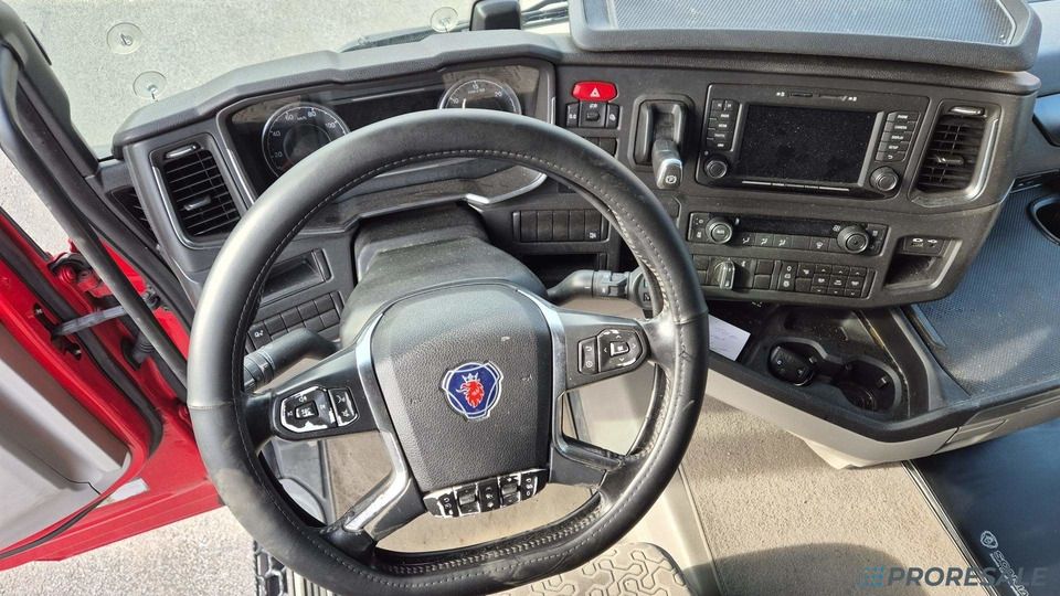 SCANIA R450 N320 TOP LINE EURO 6 - Tractor head: gambar 4 SCANIA R450 N320 TOP LINE EURO 6 - Tractor head: gambar 4