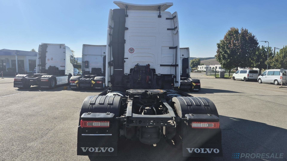 VOLVO FH 460 GLOBE XL EURO 6 TURBOCOMPOUND - Tractor head: gambar 3 VOLVO FH 460 GLOBE XL EURO 6 TURBOCOMPOUND - Tractor head: gambar 3