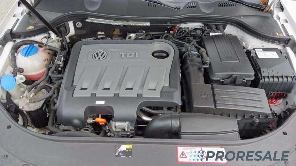 Mobil VOLKSWAGEN PASSAT VARIANT 2,0 TDi 103 KW - nelze odpočet DPH: gambar 8
