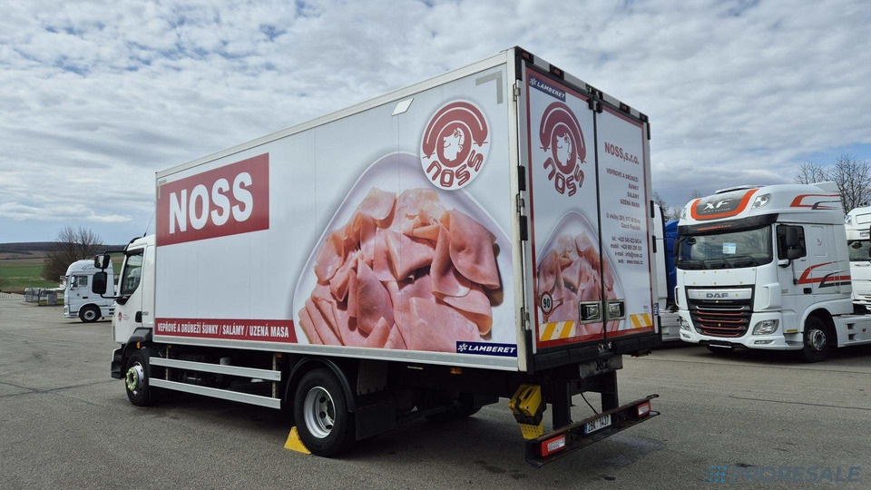 VOLVO FL 250 BB EURO 6 - mrazírna + CARRIER XARIOS 600 EL MAXI - Truk berpendingin: gambar 4 VOLVO FL 250 BB EURO 6 - mrazírna + CARRIER XARIOS 600 EL MAXI - Truk berpendingin: gambar 4